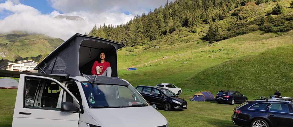 Kashmira Wagh auf einer Reise.