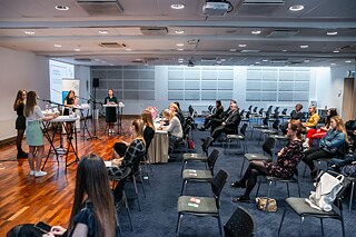 September 2020, Landesfinale des Schüler*innen-Wettbewerbs „Jugend debattiert in Mittel-, Ost- und Südosteuropa”.