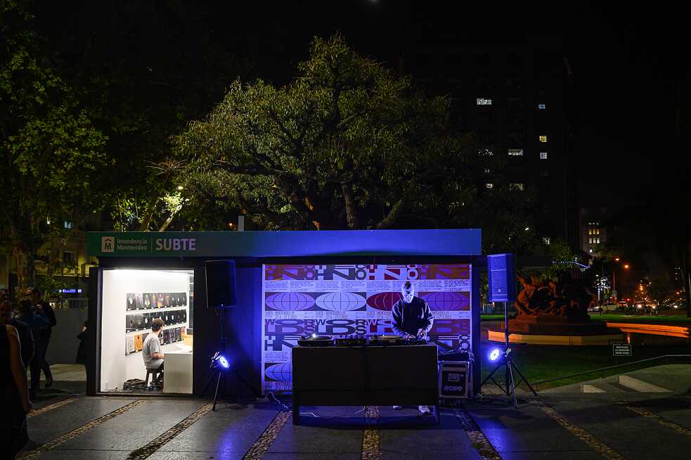 TECHNO WORLDS in Montevideo