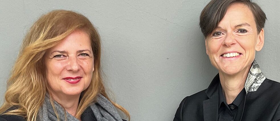 Cristina Vezzaro und Antje Rávik Strubel auf der Turiner Buchmesse