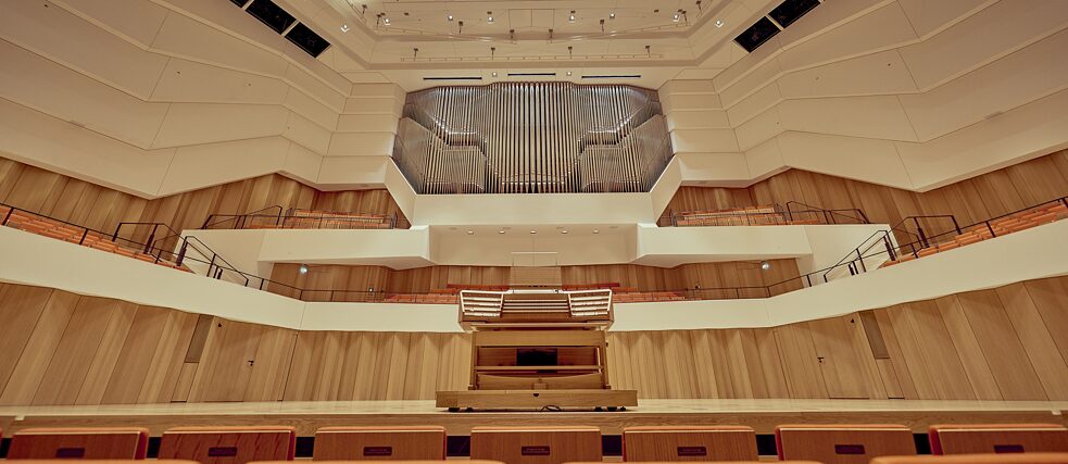 Kulturpalast Dresden: Orgel im Konzertsaal