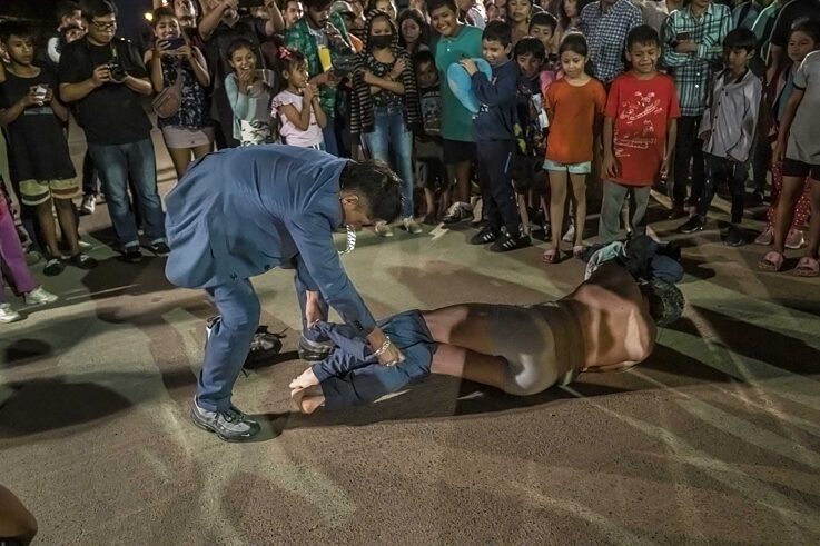 Dos Vidas: Zwei Leben, versión calle