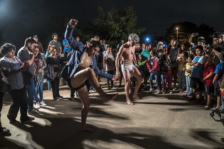 Dos Vidas: Zwei Leben, versión calle