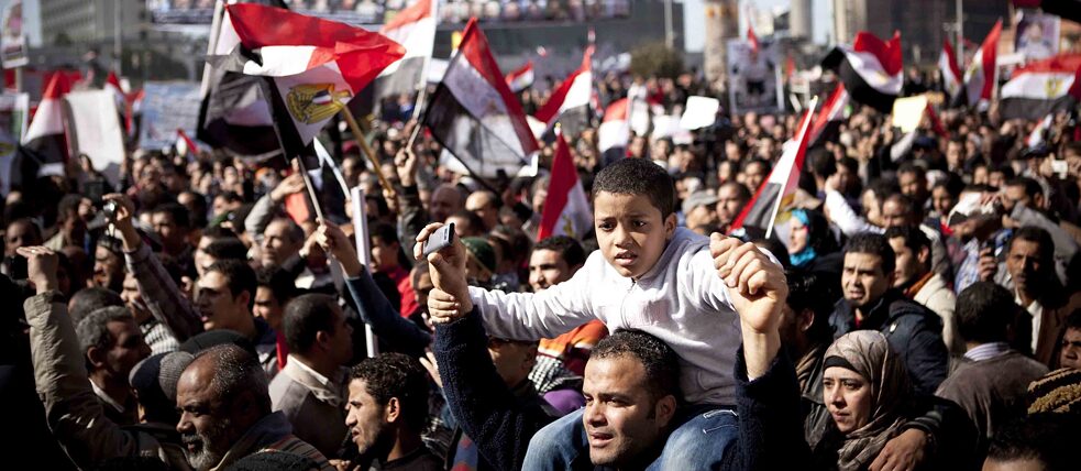 Would an “Arab Spring” still work today? The protests for more democracy, like these ones in Egypt in 2012, were primarily organised through social media. Tung-Hui Hu believes it’s time for new approaches.