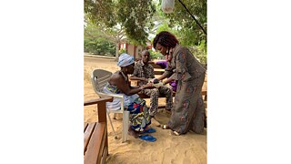 Georgette Singbe und UCTT-Mitglieder