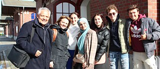 Die Gruppe aus Malta auf dem Areal der BallinStadt