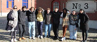 Die Gruppe aus Luxemburg auf dem Areal der BallinStadt