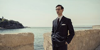Varian Fry played by Cory Michael Smith. Production still from Netflix’s “Transatlantic.” 