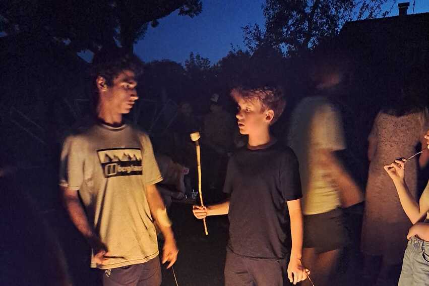 Marshmallows am Lagerfeuer