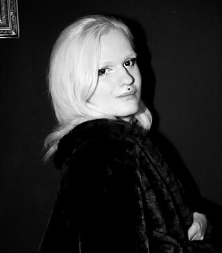 Hella Zsirka &copy; © Hella Zsirka Hella Zsirka