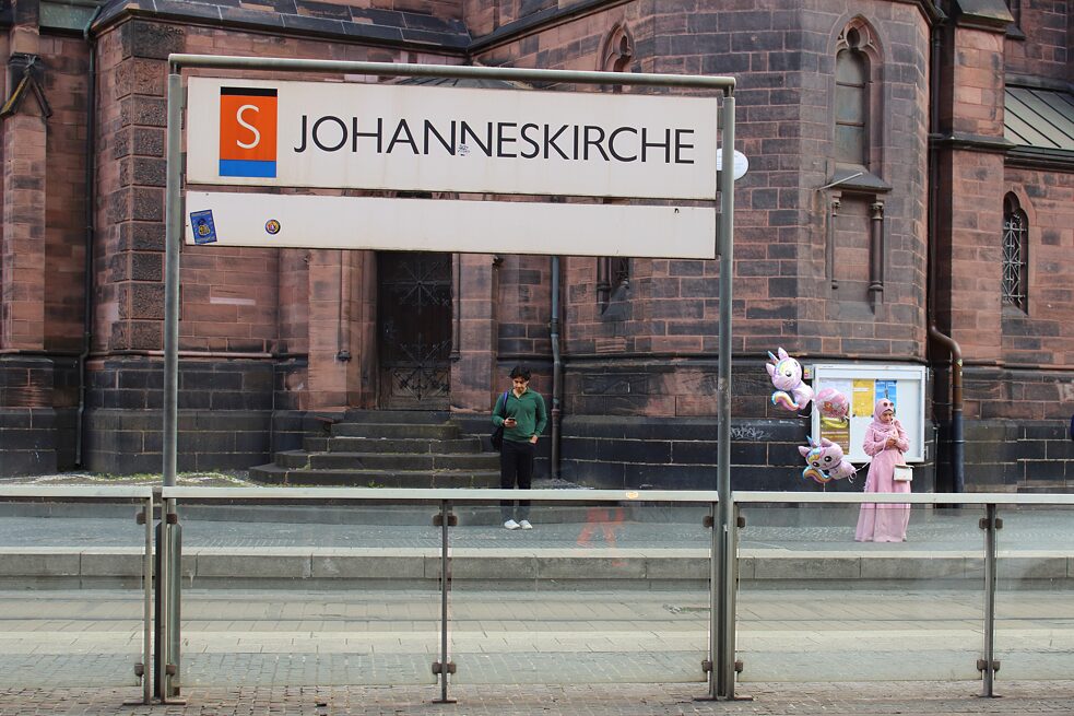 Die Straßenbahnhaltestelle Johanneskirche