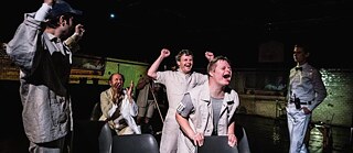 Einer flog über das Kuckucksnest