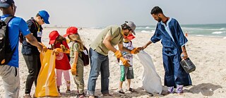 Auf dem Weg des Abfalls