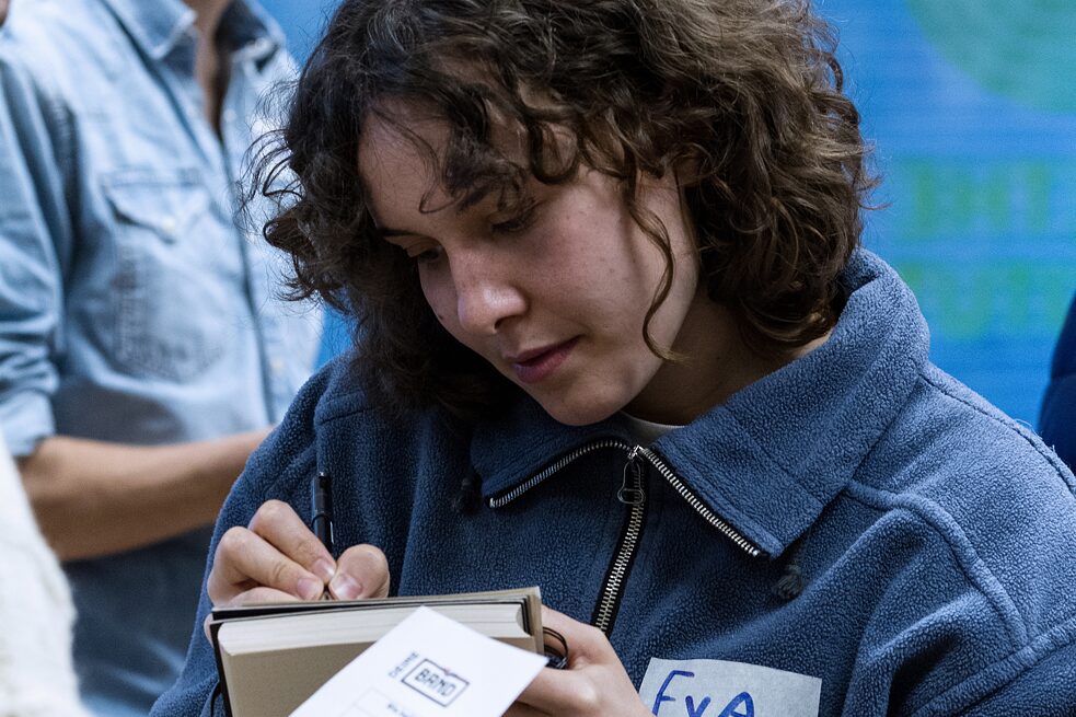 ok.danke.tschüss gibt Autogramme in Buenos Aires