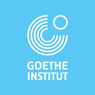 Логотип Goethe-Institut білий на синьому