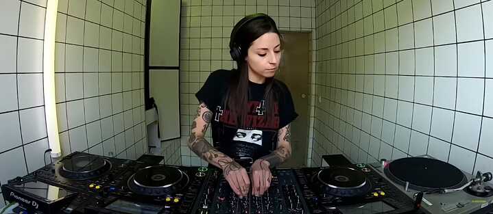Chloé Lula / Hör Berlin