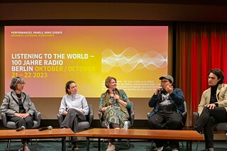 “Listening to the World – 100 Years of Radio“ at HKW (October 2023); Photo: © Laura Fiorio