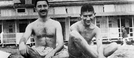Kafka pludmalē kopā ar savu draugu, rakstnieku Ernstu Veisu (Ernst Weiß), Trāvemindē vai Marielīstē 