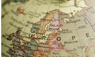 Ausschnitt eines Globus mit Europa