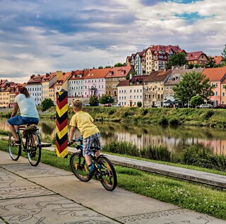 Wo in Deutschland landet man, wenn man den Zipfelbund besuchen will?