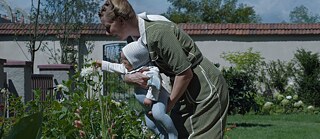 Sandra Hüller spielt brillant in "The Zone of Interest". Der Film des britischen Regisseurs Jonathan Glazer war einer der meistdiskutierten Filme bei den diesjährigen Filmfestspielen in Cannes. 