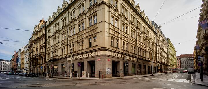 Café Arco – Dlážďěná 6