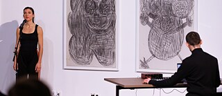 Lisa Magnan und Daniel Bucurescu bei der Aufführung ihres Programms (h)ours