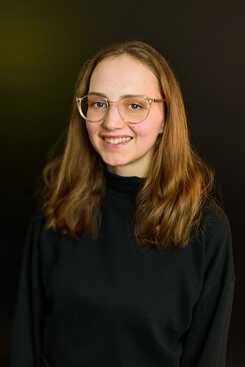 Adele Konecna