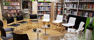 Book Club in the library of the Goethe-Instituts Glasgow