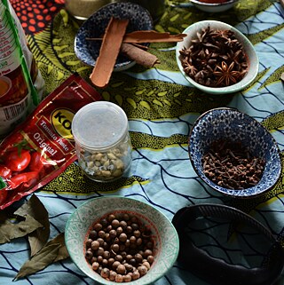 CAPE TOWN’S AFRICAN FOODWAYS: A STORY OF MIGRATION By FAYE KABALI-KAGWA