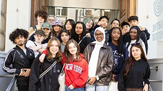 Eine Gruppe Jugendlicher beim Goethe-Institut London