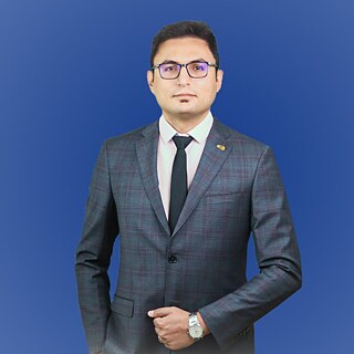 Reza Rashidi Manesh © Reza Rashidi Manesh Reza Rashidi Manesh