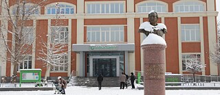 GI-Gebäude Usbekistan Winter