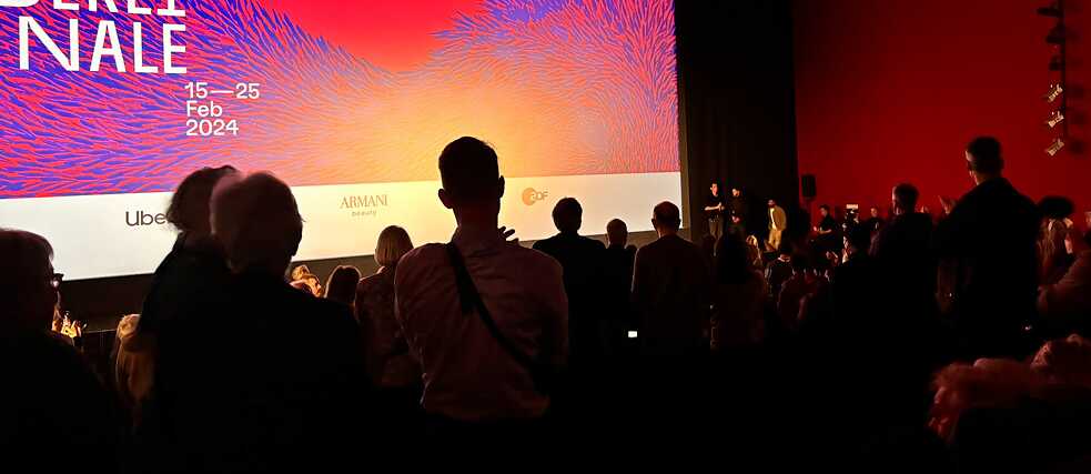 Standing ovation des spectateurs après la projection du film No Other Land.