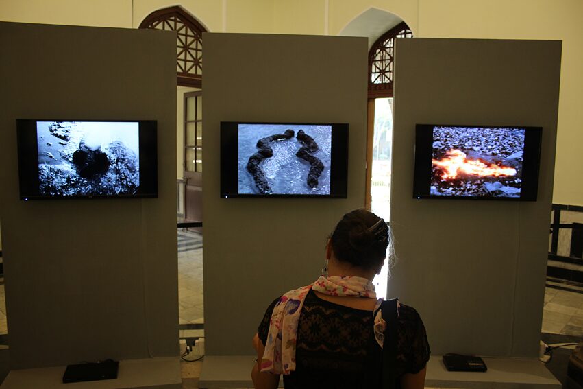 Ausstellung: In Order to Join