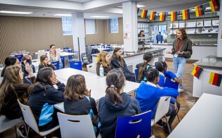 Vegan blogger Maya from FitGreenMind is answering students' questions