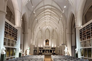 In the Paulinerkirche, which is part of the university library, we will celebrate the end of the IDO and announce the winners of IDO 2024.