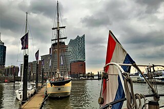 Hamburg bietet neben Fußball auch weitere unvergessliche Sehenswürdigkeiten. 