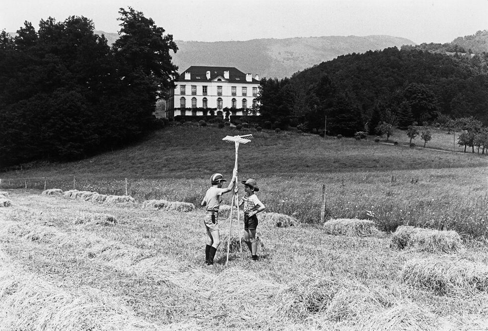 Farm hands, The Pyrenees, France 1979  Photograph©1979 Sooni Taraporevala