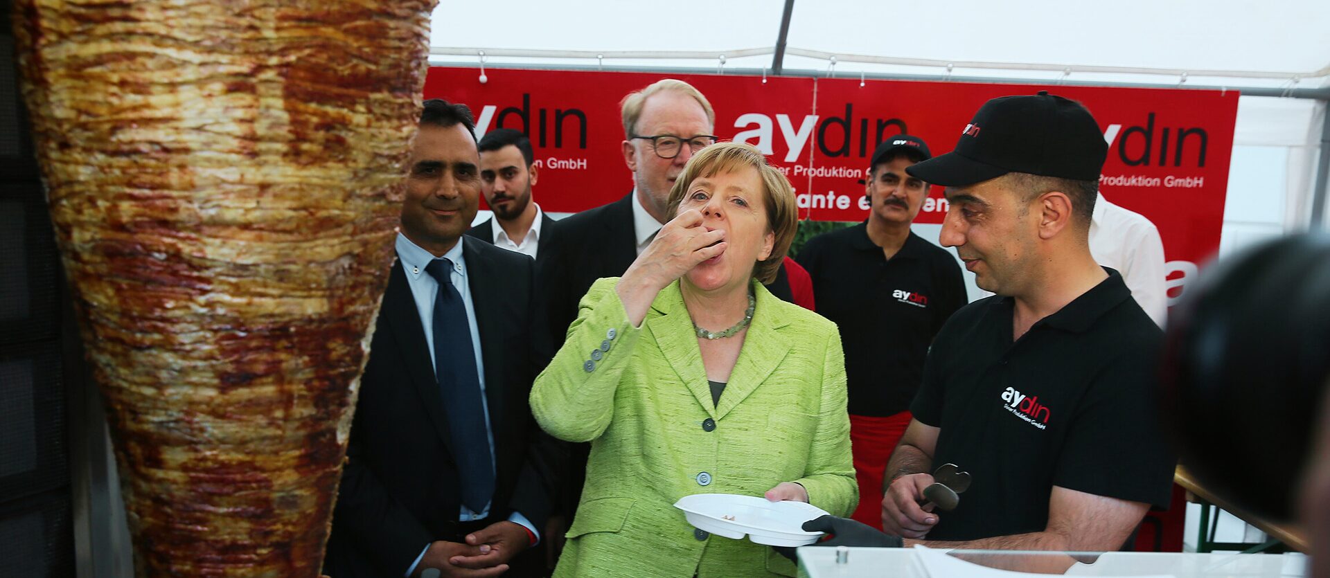 The 10 most popular street foods in Germany - The Germany Magazine of ...