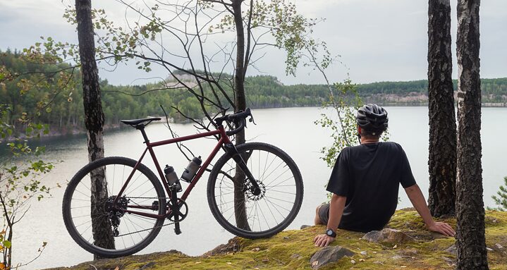 Wycieczka rowerowa, rowery, jezioro