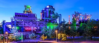 Landschaftspark Duisburg-Nord is also impressive by night.