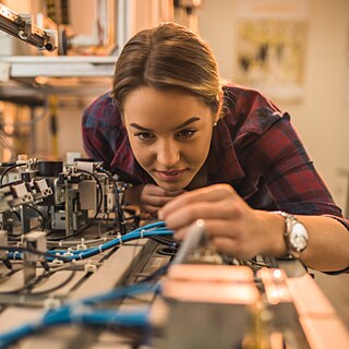 Bild „Arbeit und Ausbildung“