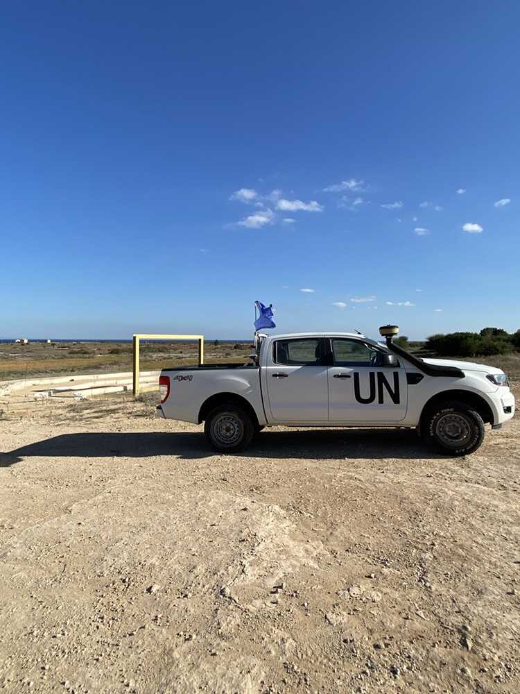 Ortsbesichtigung in Begleitung der UNFICYP – Inside the Outset: Evoking a Space of Passage von Rosa Barba