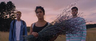 Filmstill aus „Futur Drei“ von Faraz Shariat, 2020