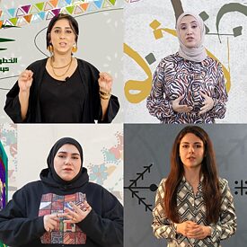 4 quadratische Bilder die junge Frauen zeigen. Sie sprechen und gestikulieren dabei