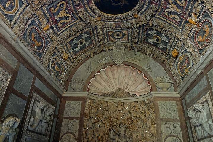 Neptungrotte (auch Regengrotte) in Schloss Hellbrunn