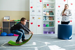 V prvom ročníku školy Alma vo Zvolene sa stretli deti z majority, zo sociálne znevýhodneného prostredia aj deti so zdravotným znevýhodnením