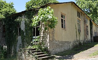 გორაბერეჟოულის ყოფილი ინდუსტრიული ტექნიკუმი (შენობა N2)