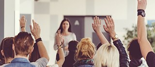 Lehrerin im Klassenzimmer